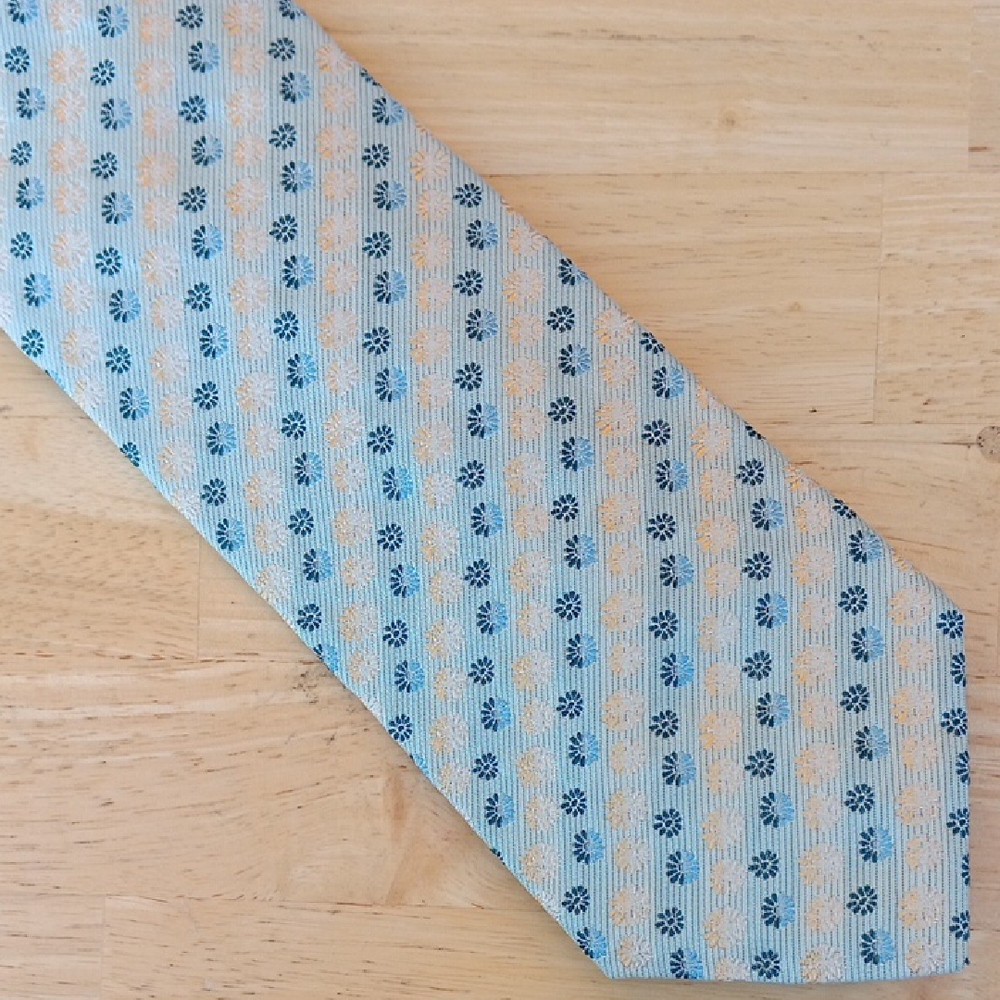 XMI Platinum Blue and Beige Floral Patterned Tie